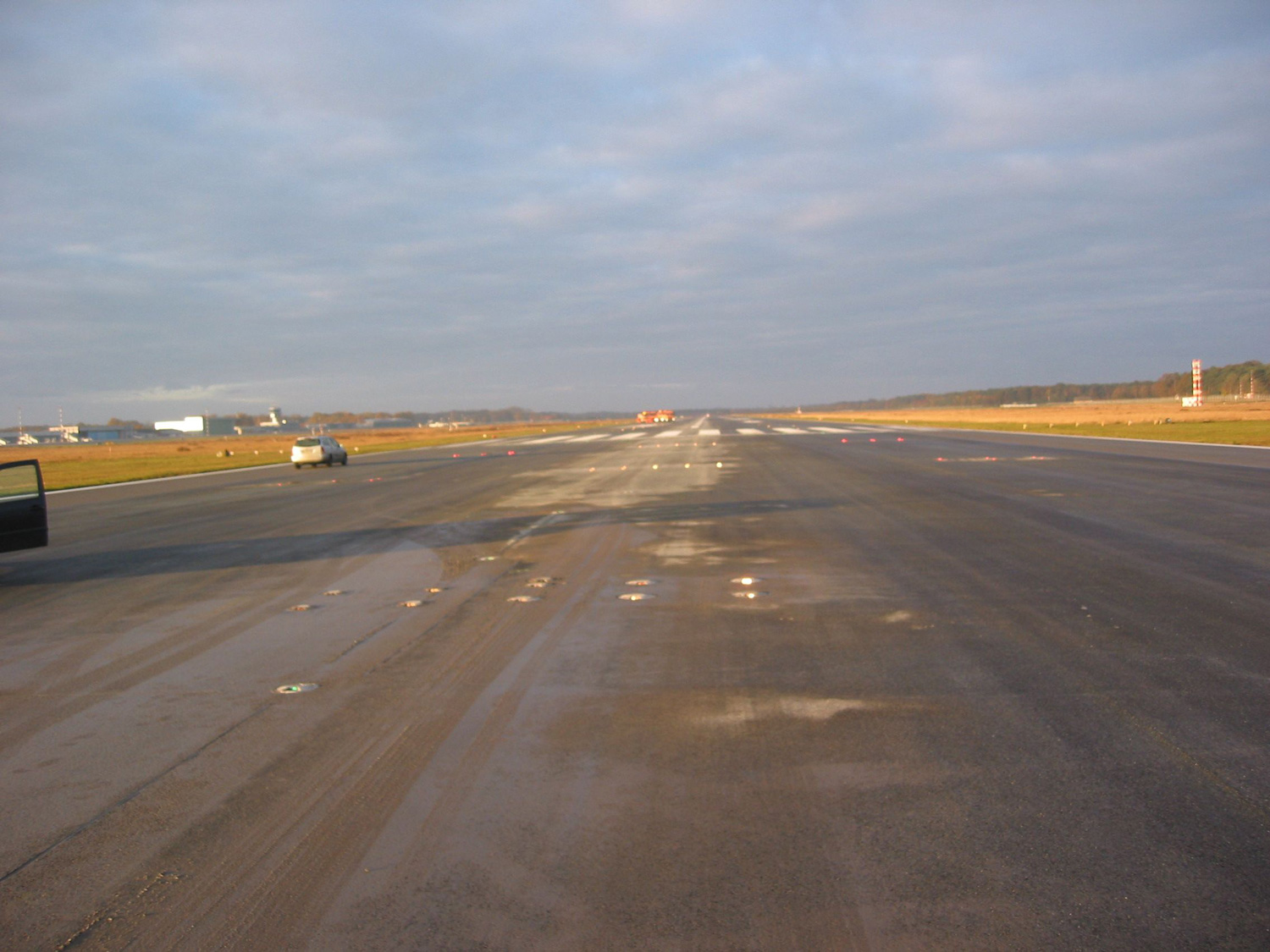 PROJECT airport, technische Ausrüstung, Flughafen Niederrhein